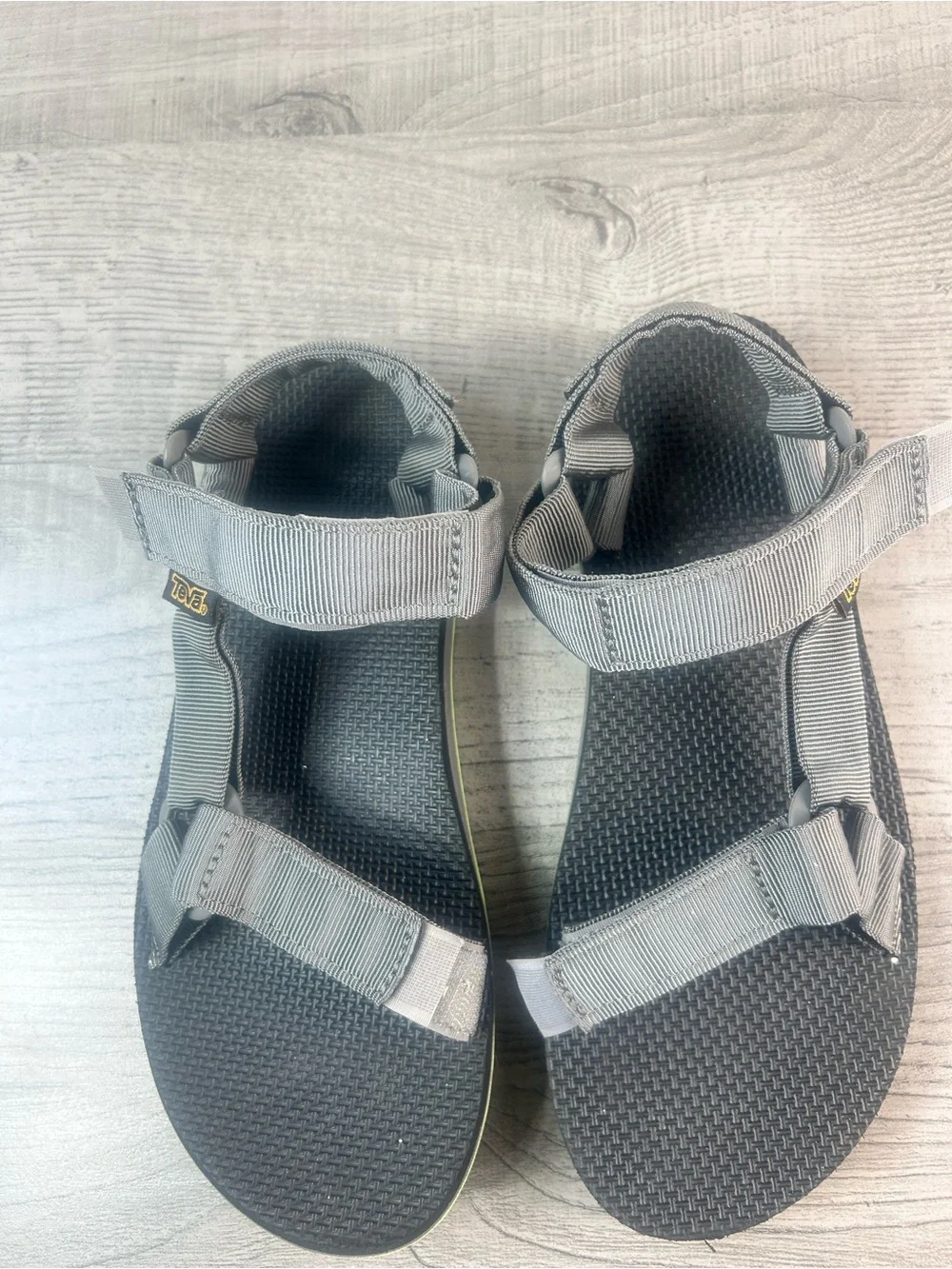 Teva Original Universal Grey Sport Sandals with Neon Green Accent Size 7 Women’s
